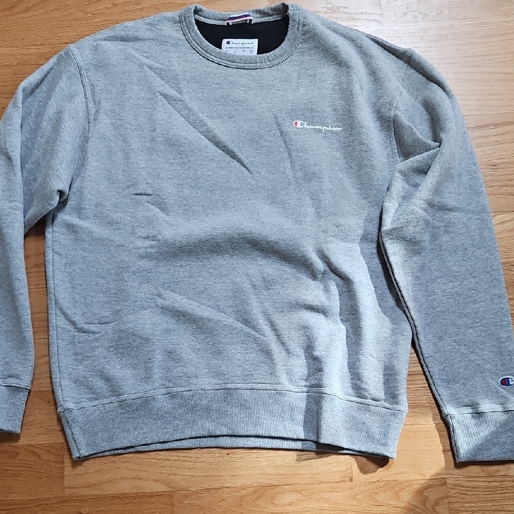 Champion Crewneck Sweatshirt in Heather Gray with Subtle Logo